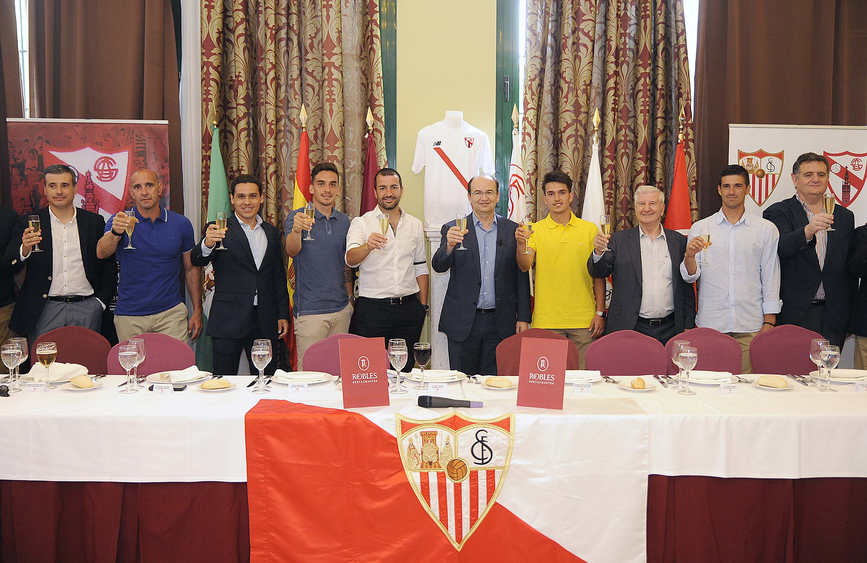 Brindis del Sevilla Atlético
