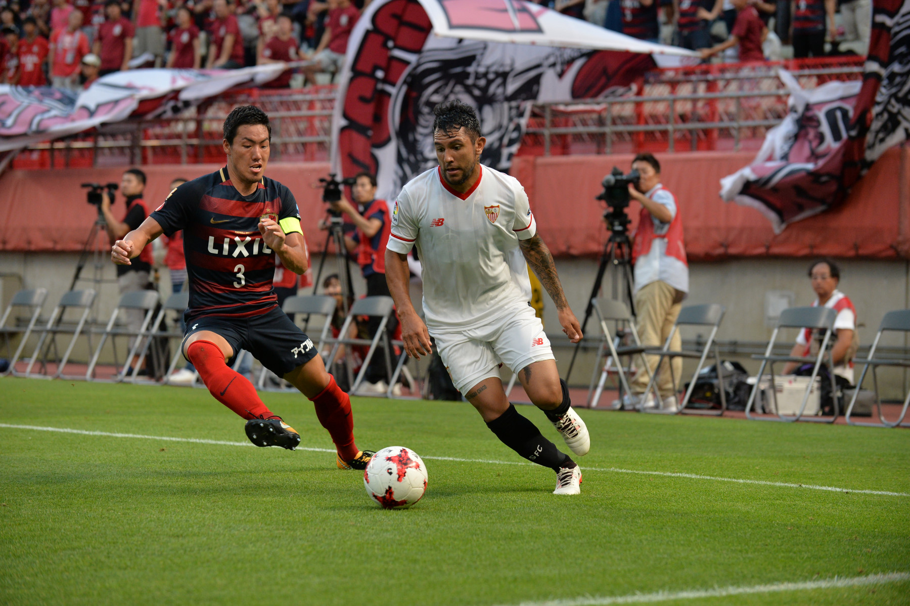 Montoya en el partido ante el Kashima Antlers