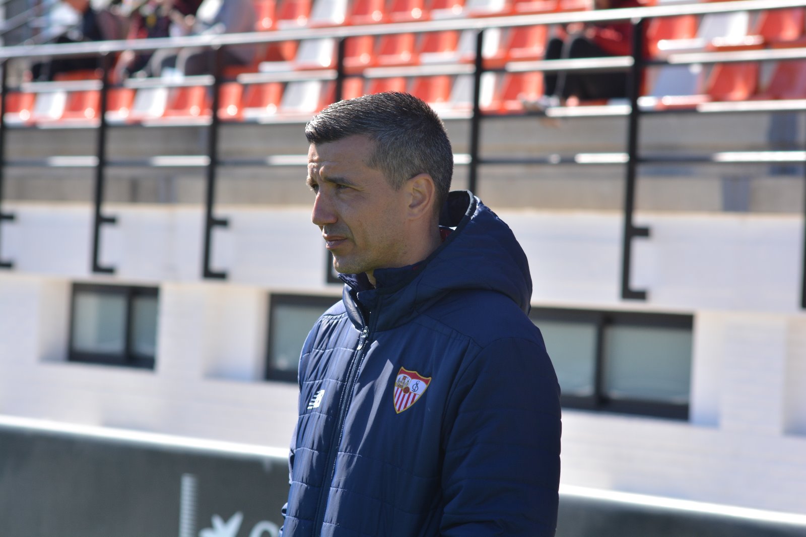 Paco García entrenador del Sevilla FC femenino