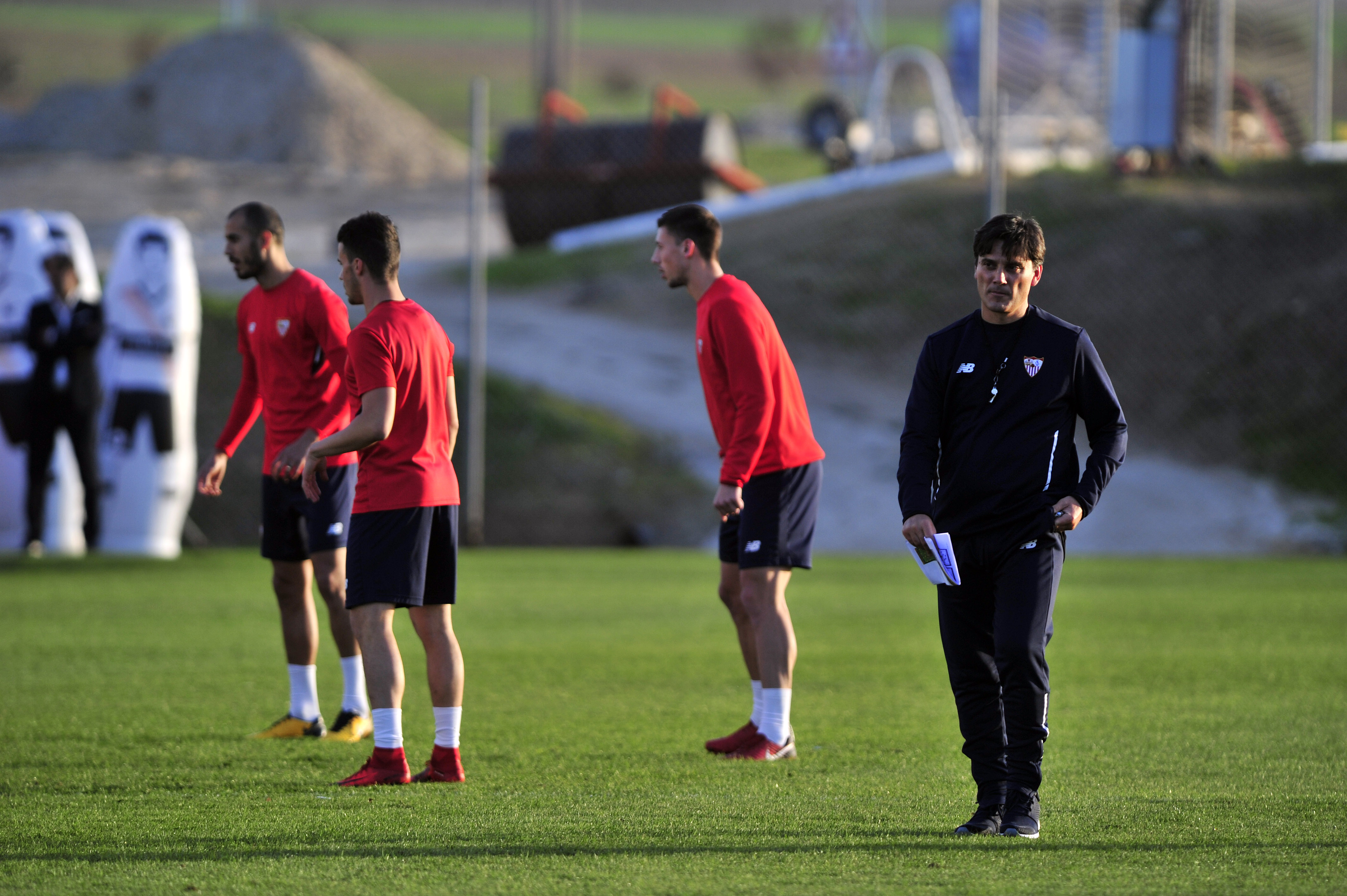 Montella dirige su primer entrenamiento con el Sevilla fc