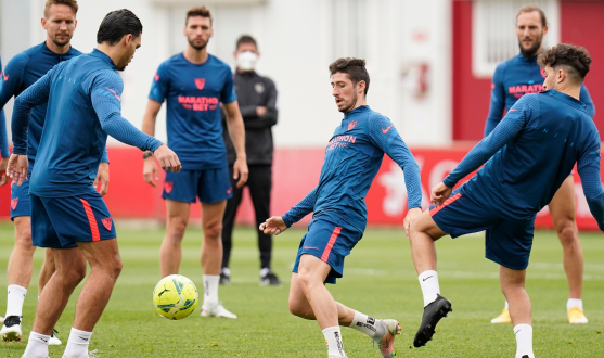 Entrenamiento del Sevilla FC el 10 de mayo