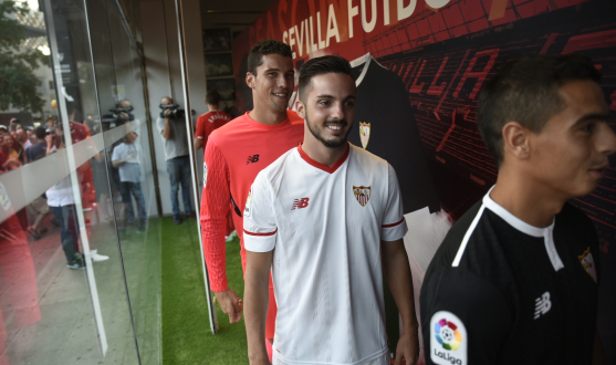 Sarabia at the Kit Launch