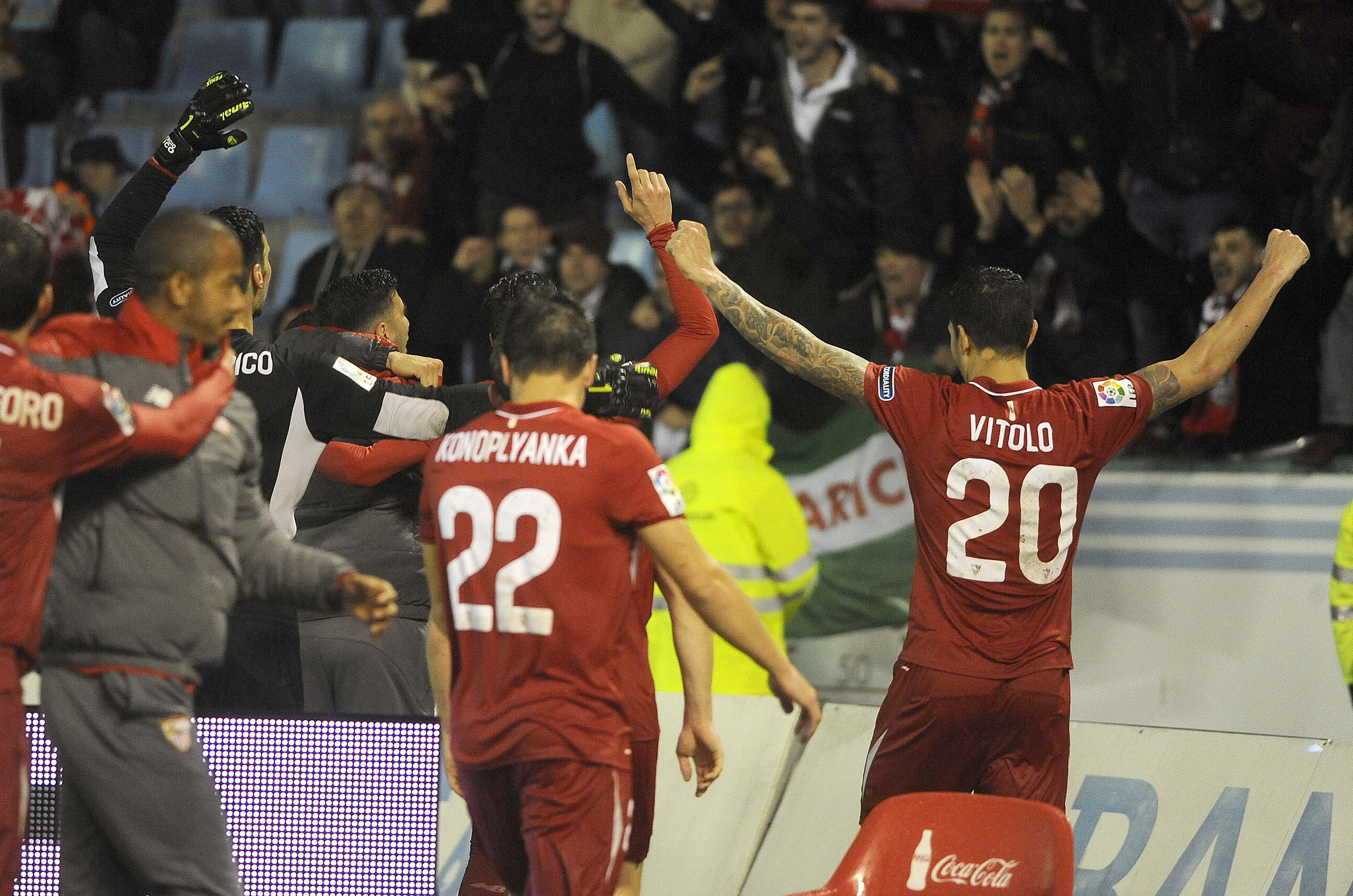 Celebración del pase a la final en el Celta-Sevilla FC