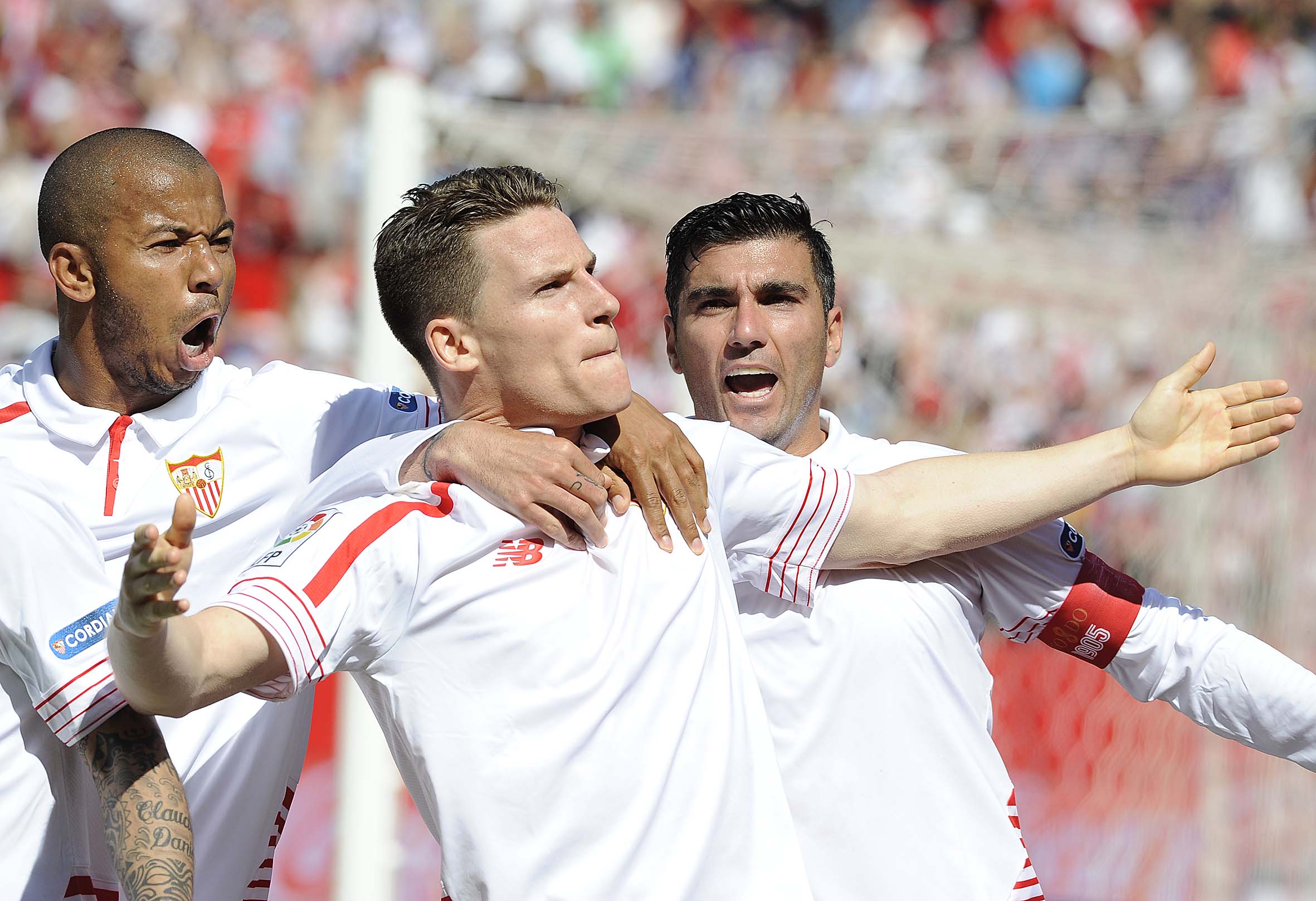 Celebración del gol de Gameiro en el Sevilla FC-Betis