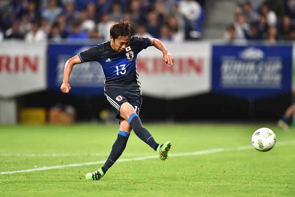 Kiyotake lanza un penalti con Japón