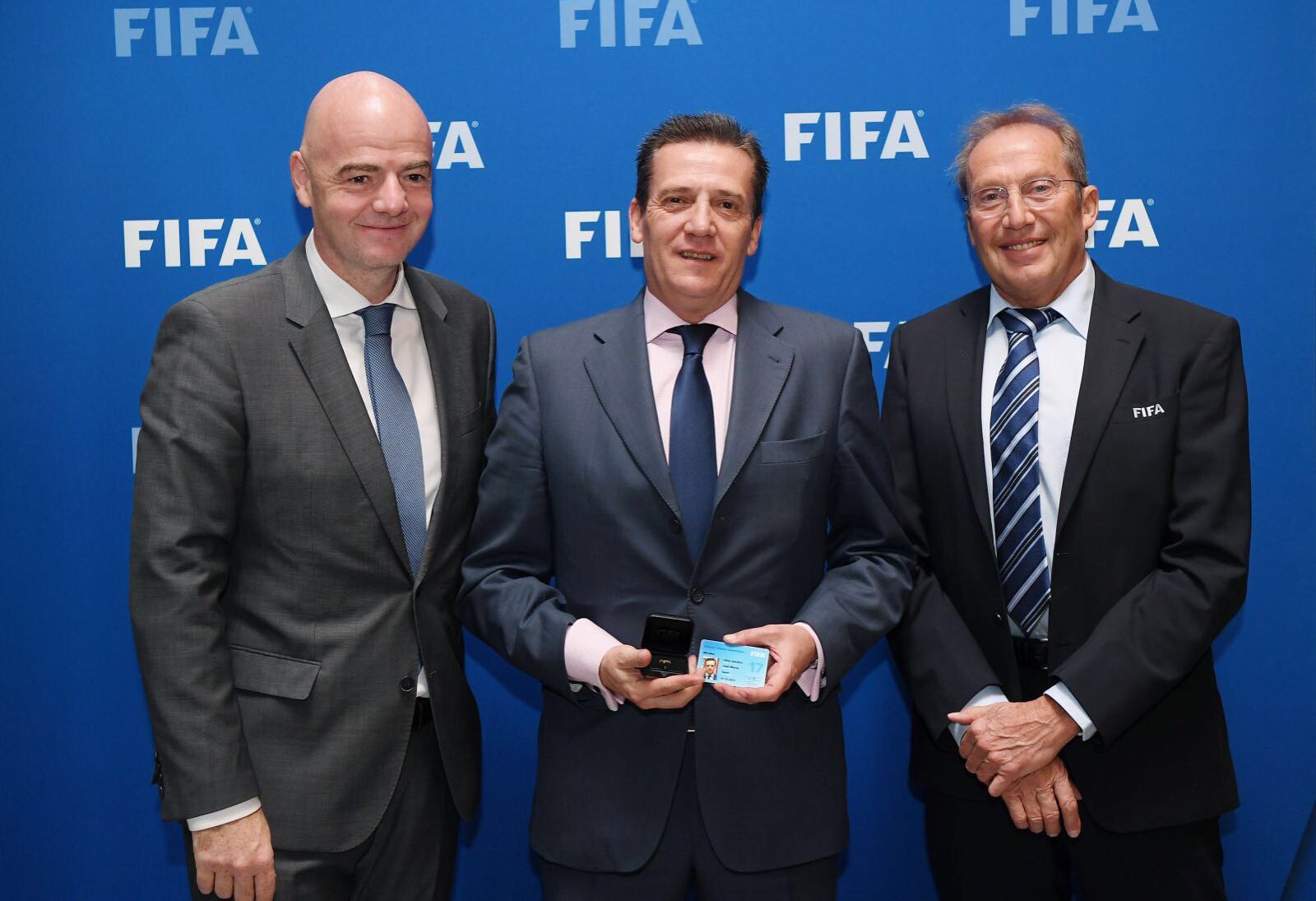 José María Cruz, en la FIFA
