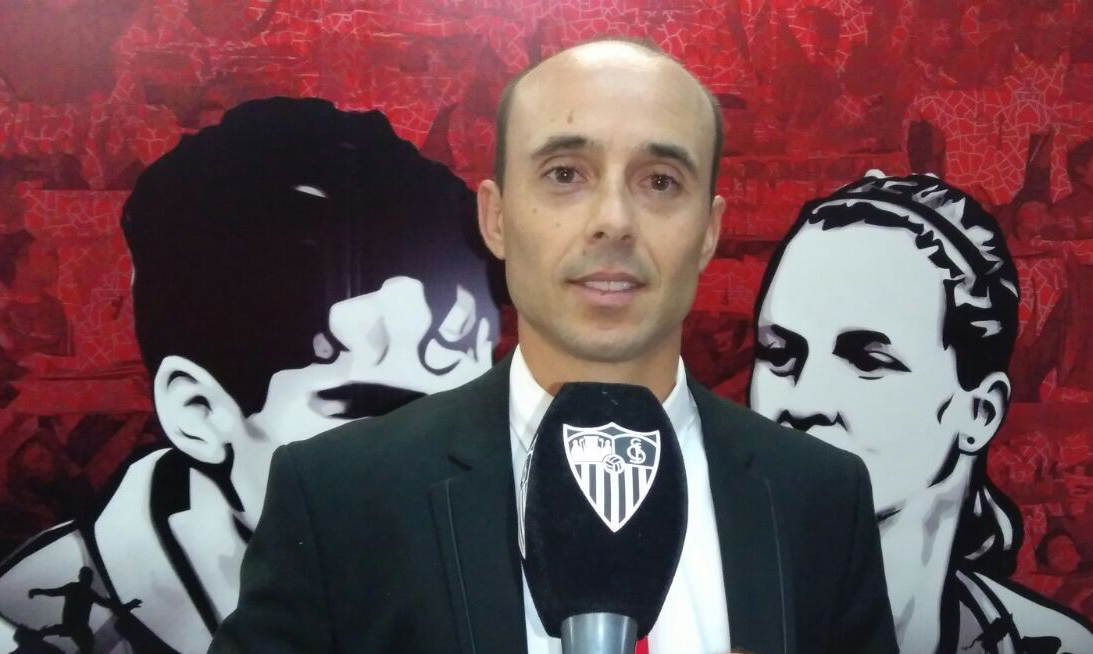 Dimas Carrasco entrenador del Sevilla FC Juvenil