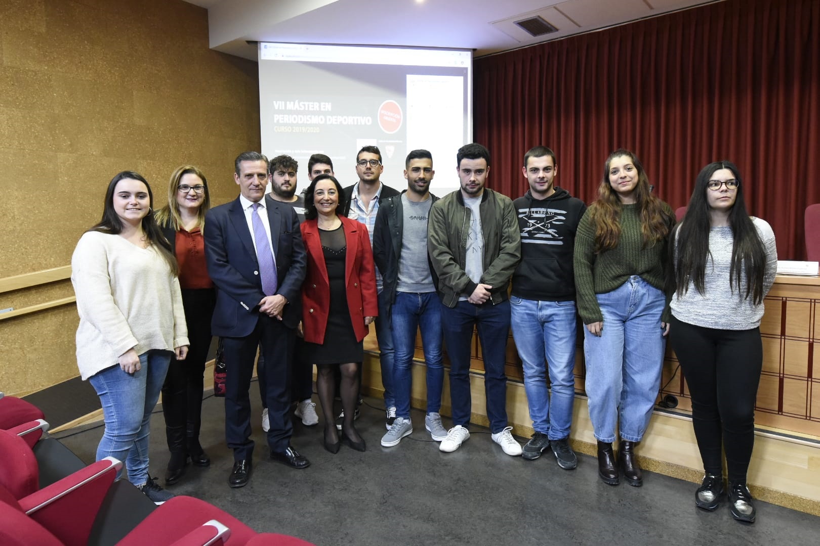 José María Cruz with students in the Faculty of Communication at the University of Sevilla