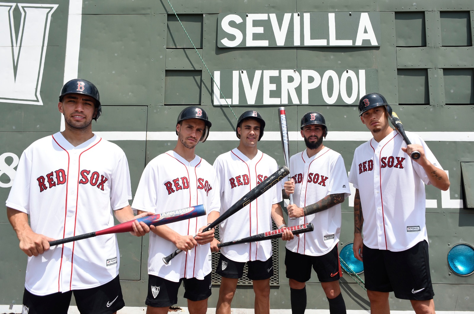 Varios jugadores del Sevilla FC jugaron al béisbol