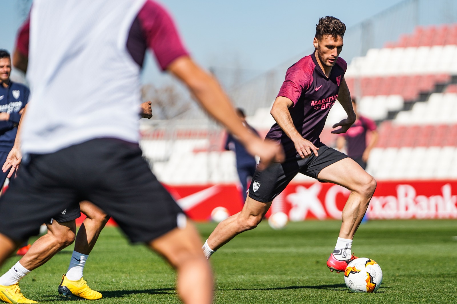 Sergi Gómez in action during a training session