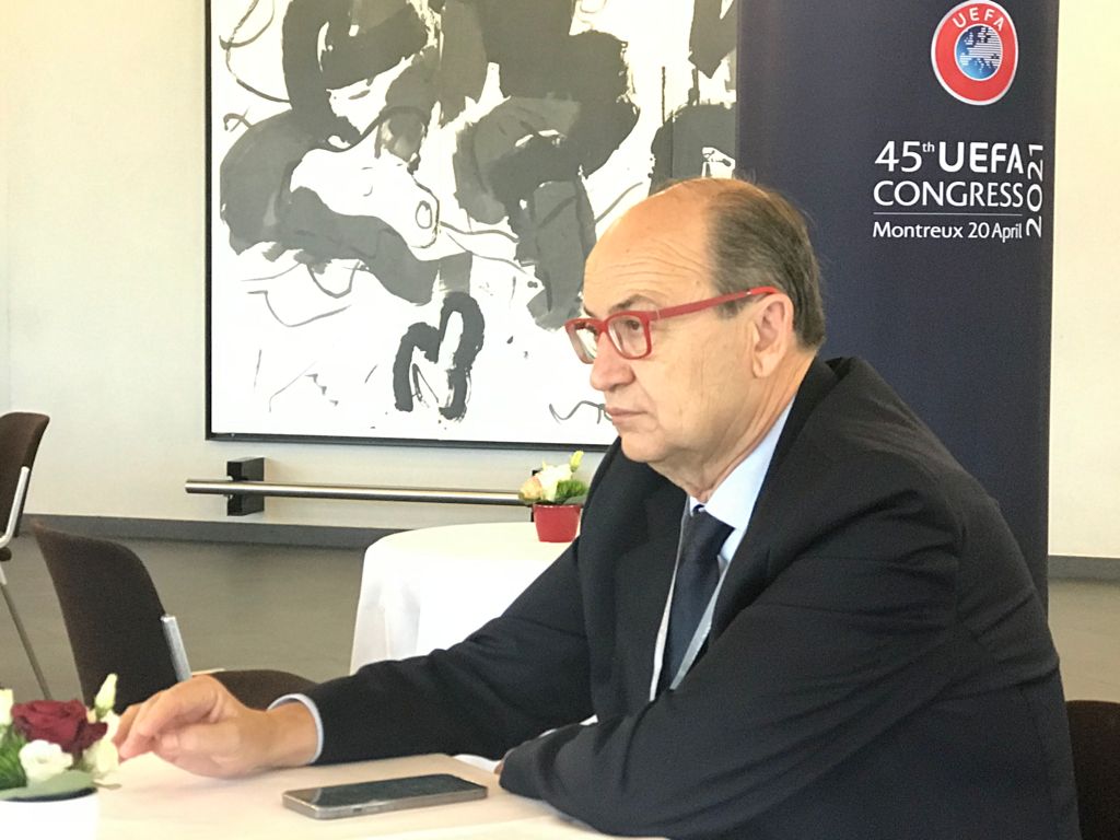 El presidente, José Castro, en el 45º congreso de la UEFA
