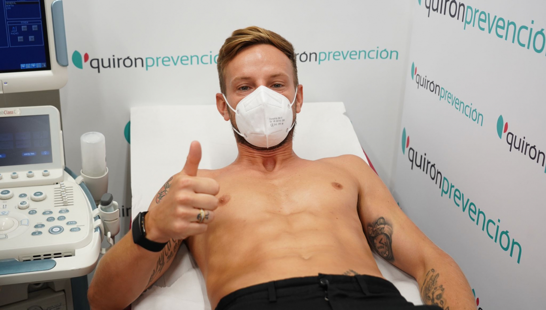 Sevilla FC players undergo medical tests