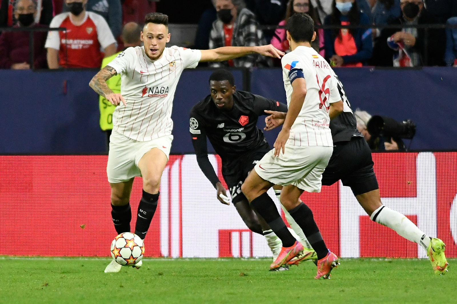 Action from Sevilla FC against LOSC Lille