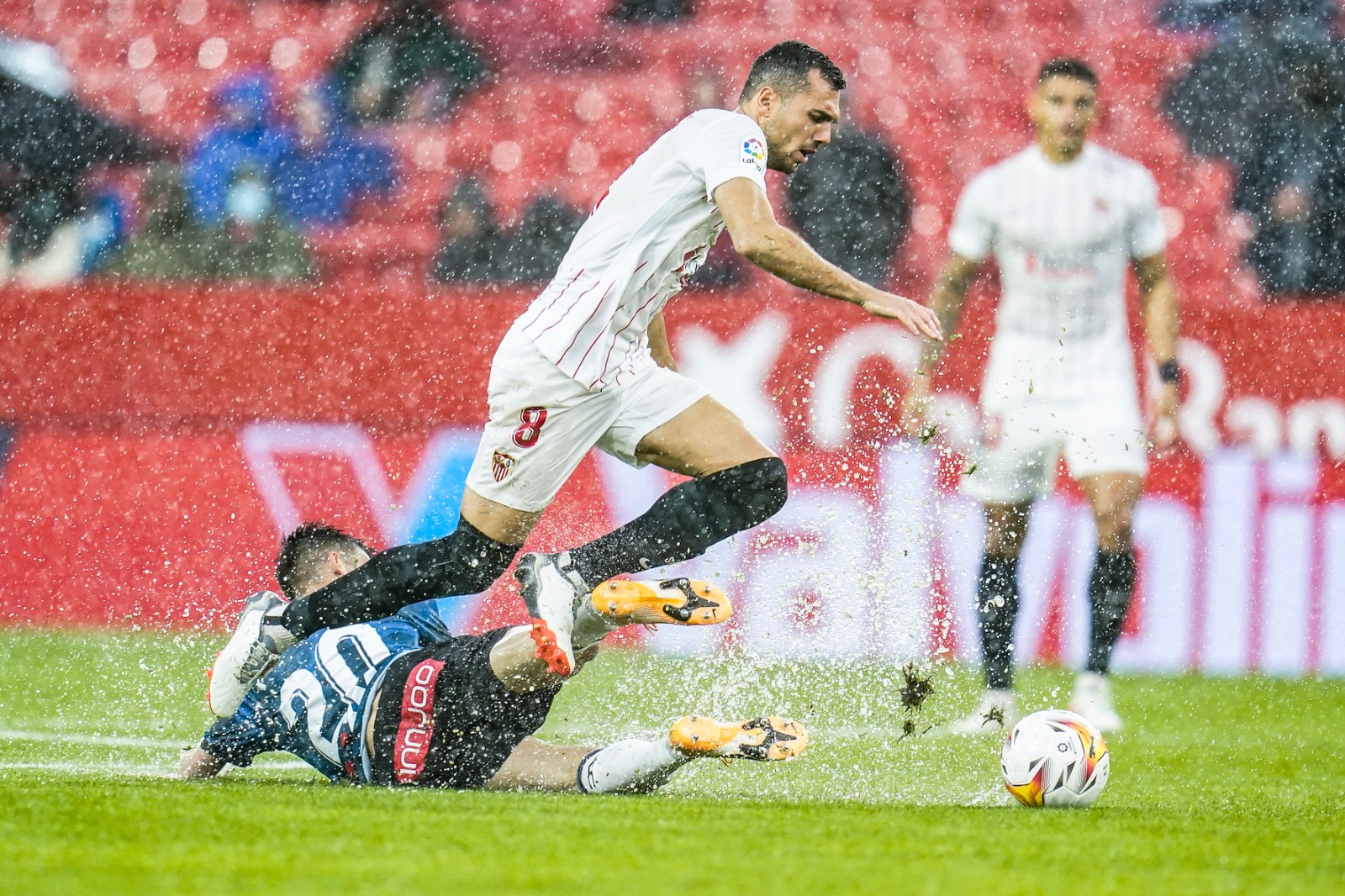 Jordán del Sevilla FC ante el Alavés