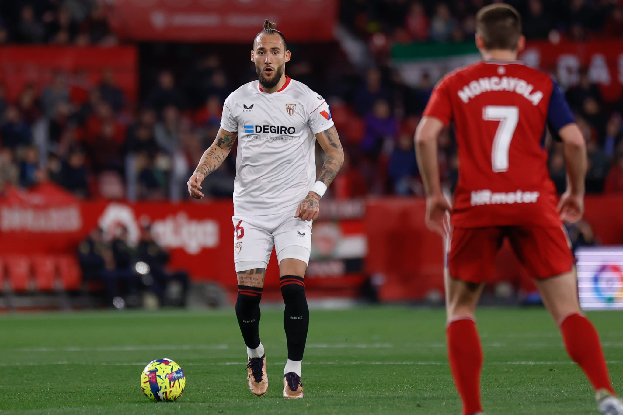 Gudelj in action for Sevilla FC