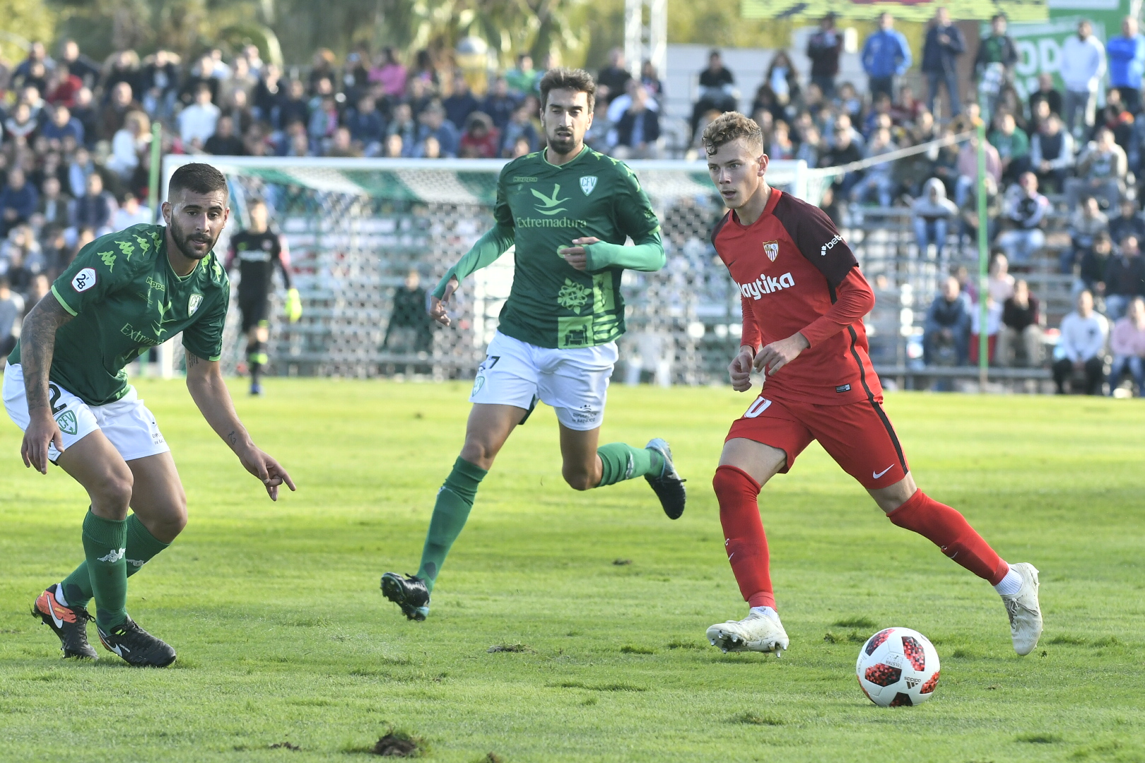 Javi Vázquez en su debut con el Sevilla FC