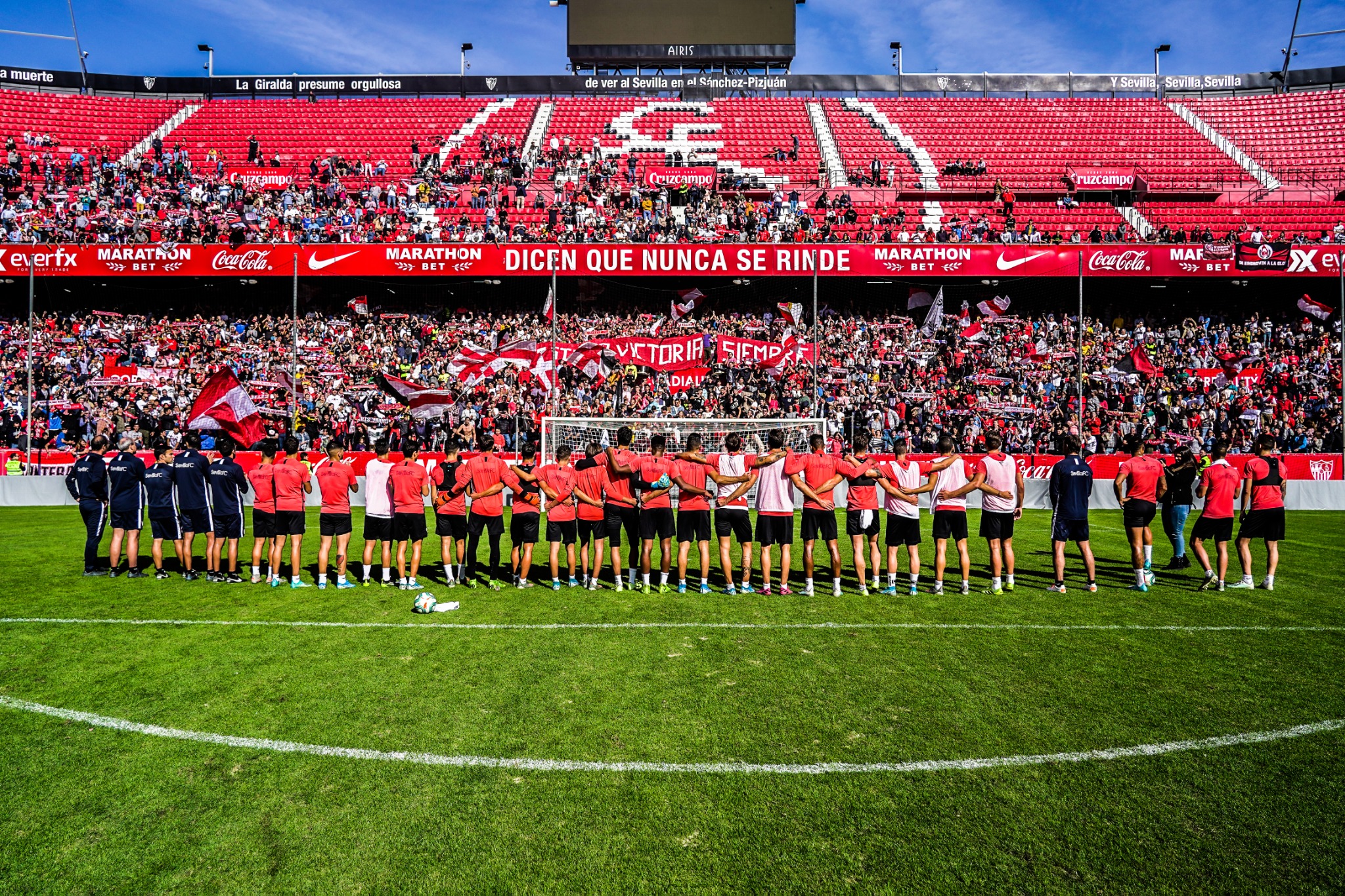 Entrenamiento del Sevilla FC a puerta abierta