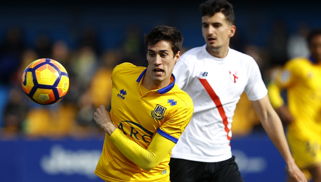 Álex Muñoz del Sevilla Atlético ante el Alcorcón