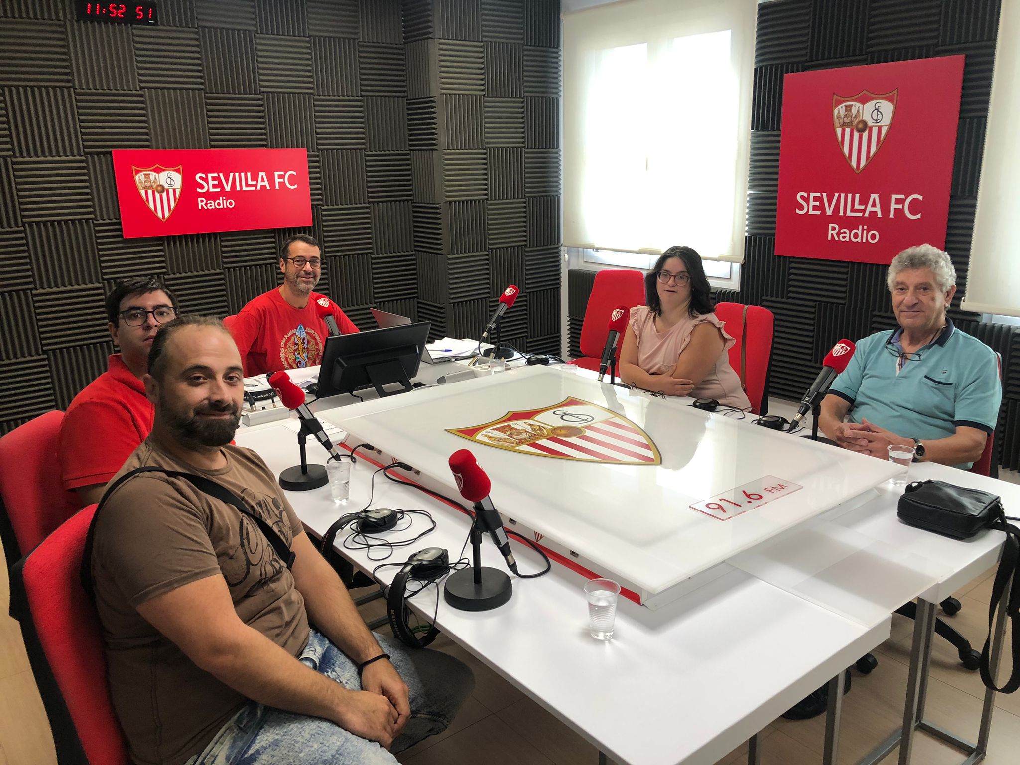ASPANRI en su visita a Sevilla FC Radio