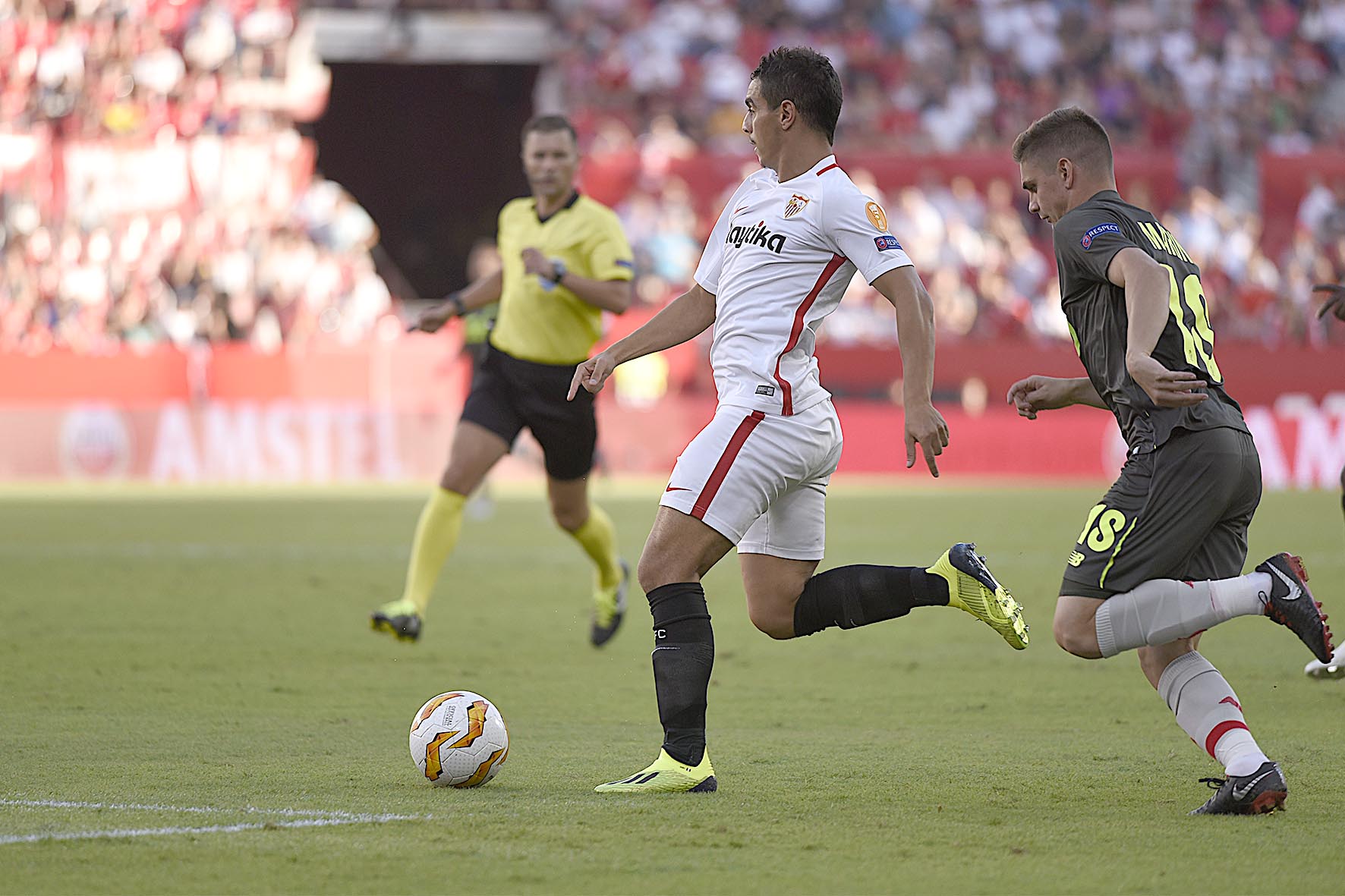 Wissam Ben Yedder for Sevilla FC against Standard