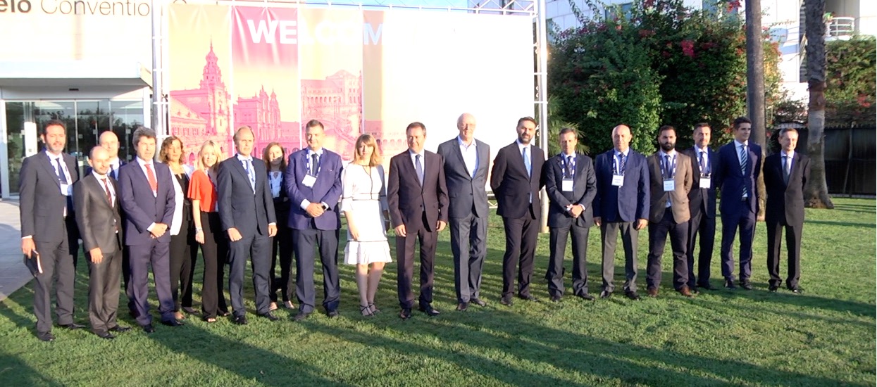Officials at the CAPA Low Cost Long Haul Global Summit 2018