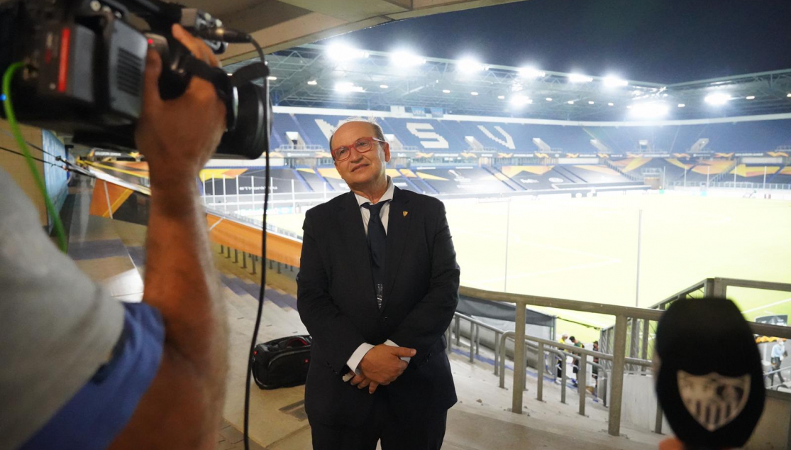 El presidente José Castro, en el MSV Arena de Duisburgo