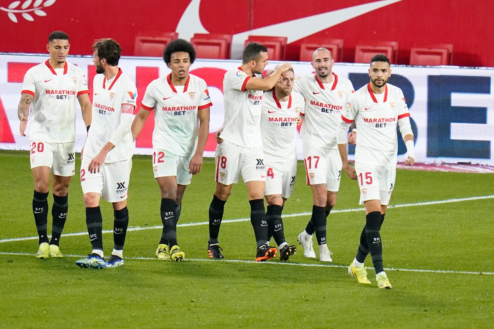 El Sevilla FC celebra su victoria ante el Getafe