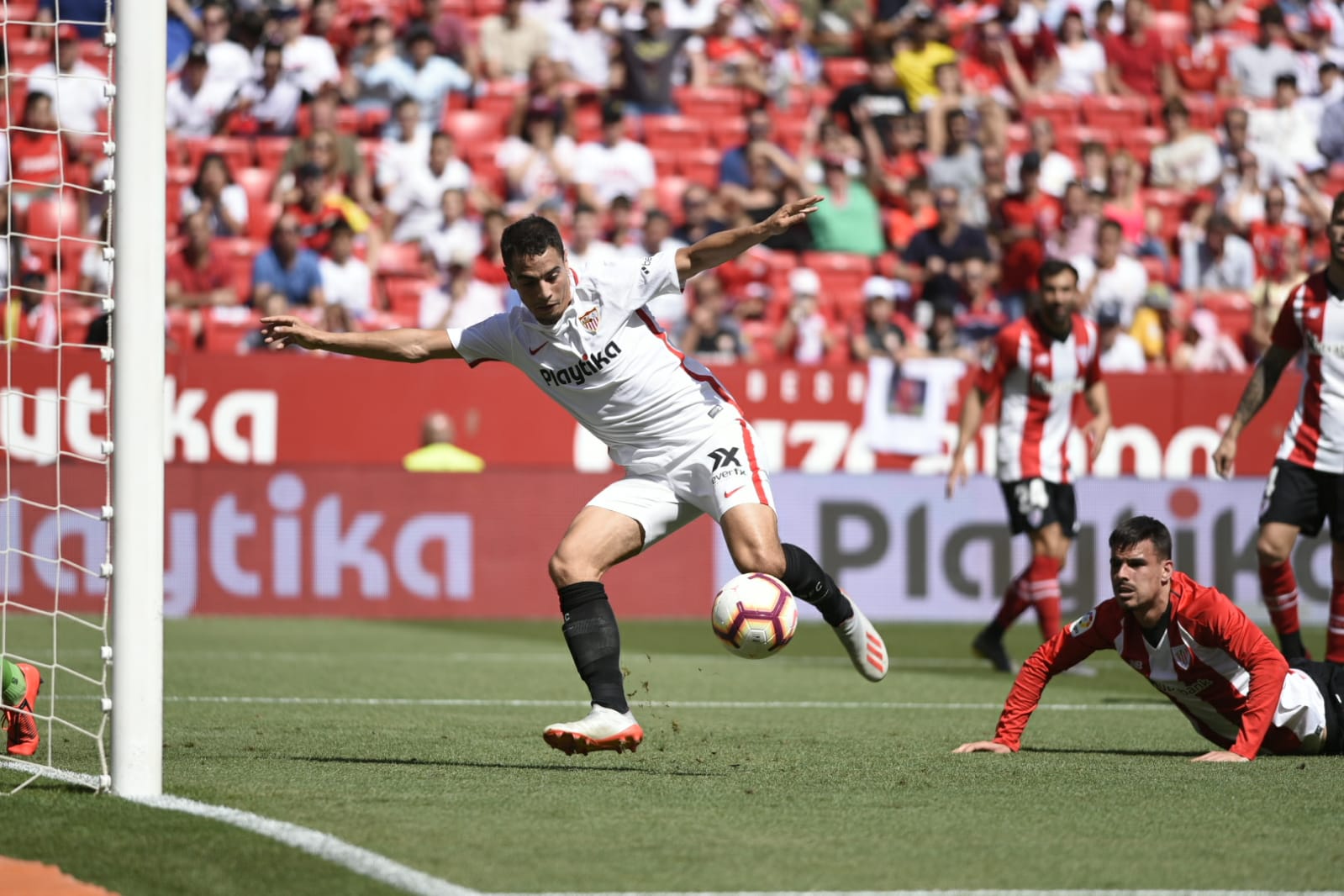 Ben Yedder scores the first against Athletic Club