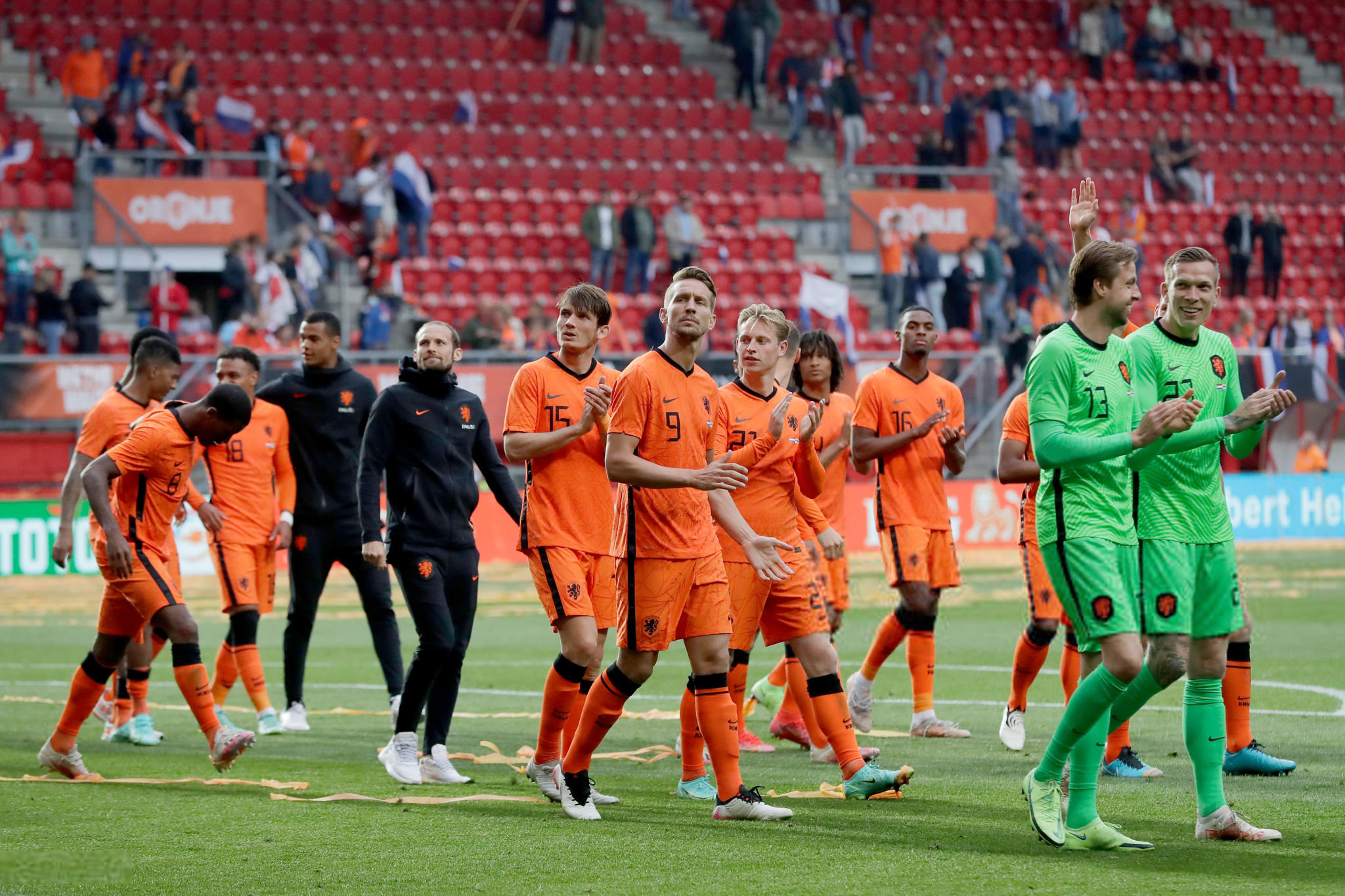 De Jong con sus compañeros de la selección de Países Bajos