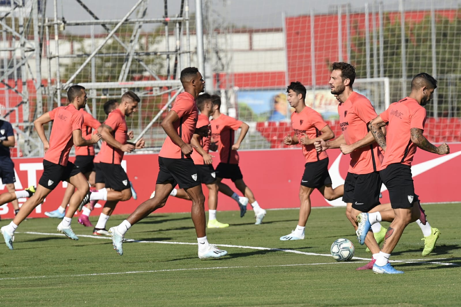 Entrenamiento del Sevilla FC el 8 de octubre 