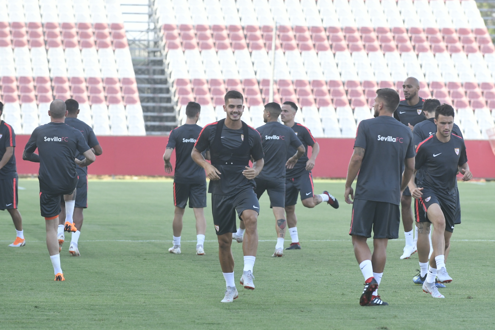 André Silva se ejercita por primera vez con el Sevilla FC