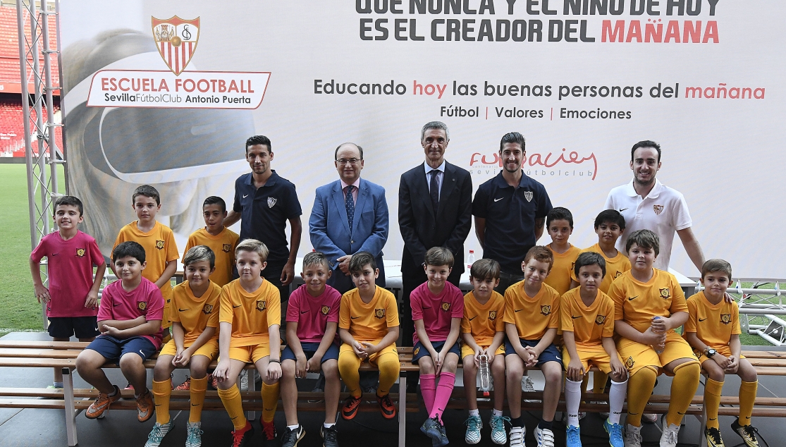 Inauguración de la Escuela de Football SFC Antonio Puerta