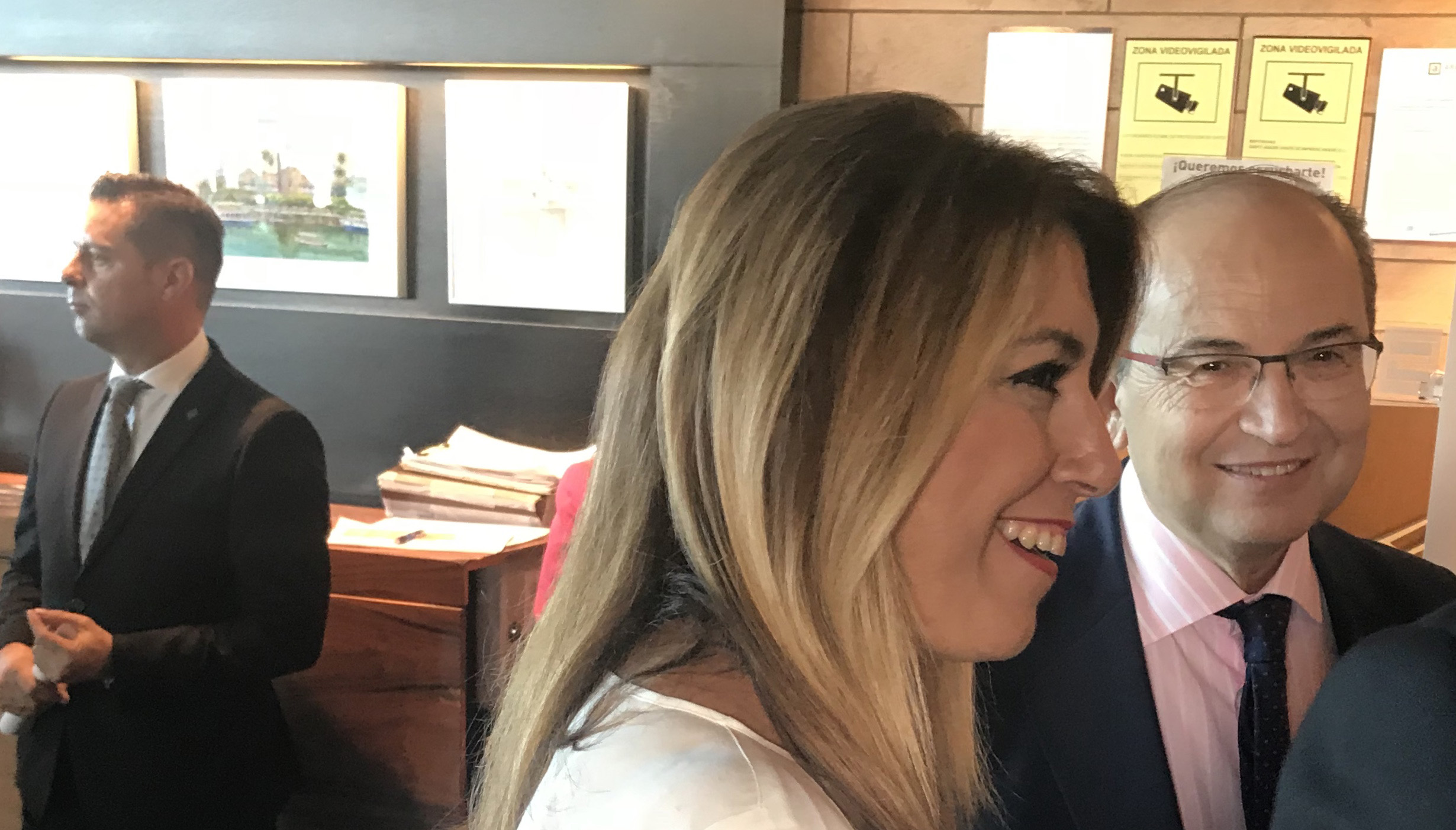 La presidenta de la Junta de Andalucía con el presidente del Sevilla FC