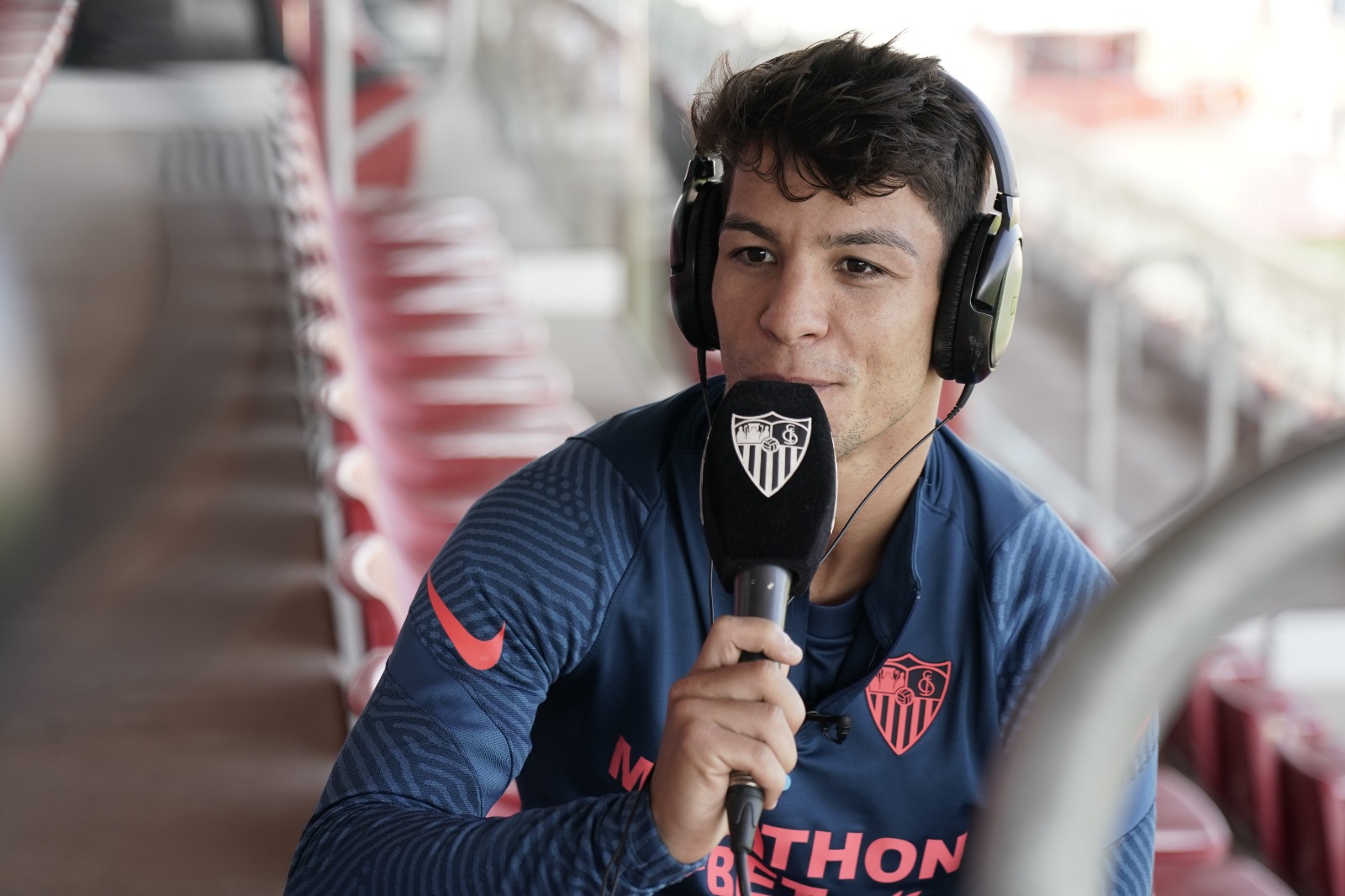 Óliver Torres speaks to SFC Radio from the Jesús Navas stadium