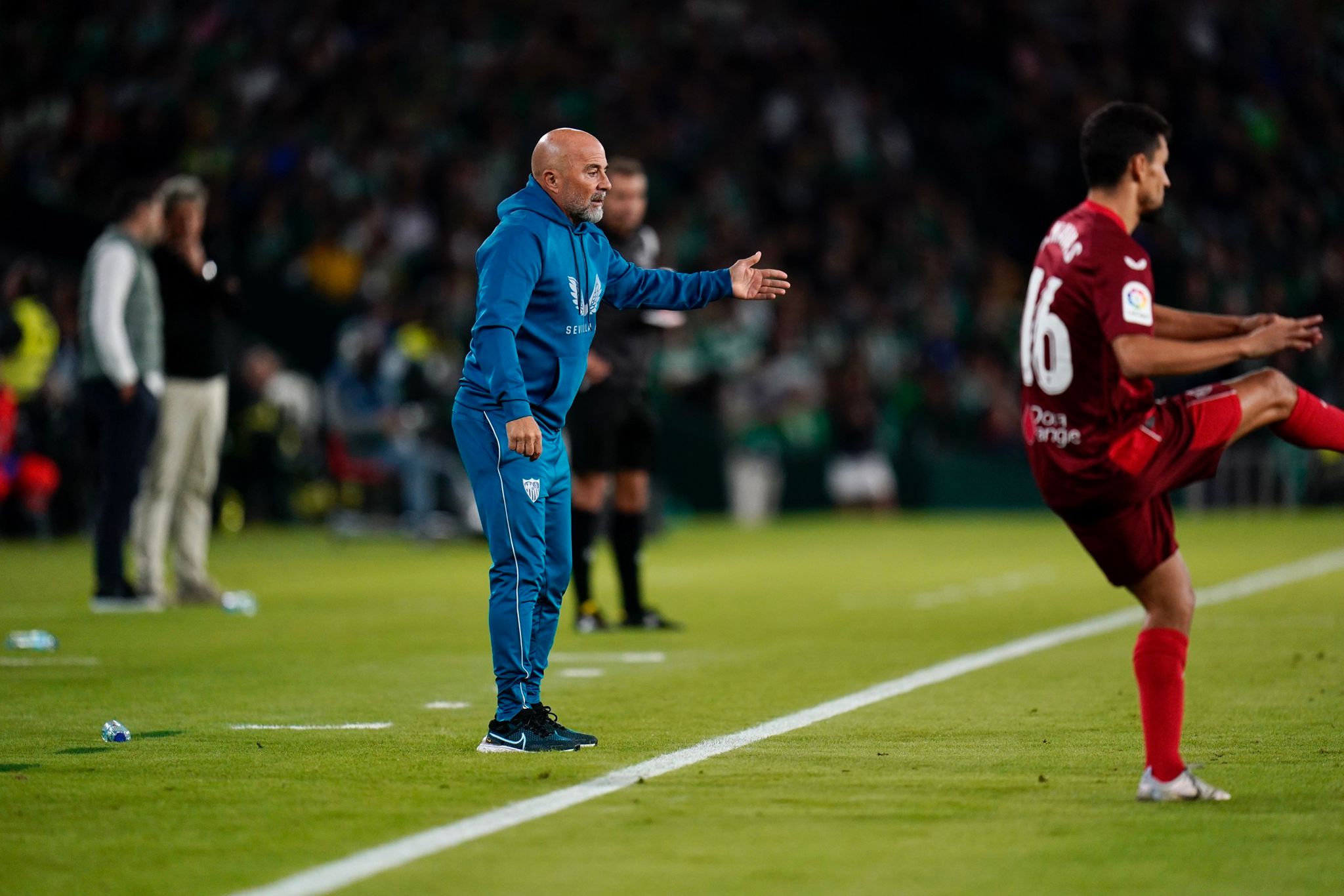 Jorge Sampaoli in the dugout away to Betis