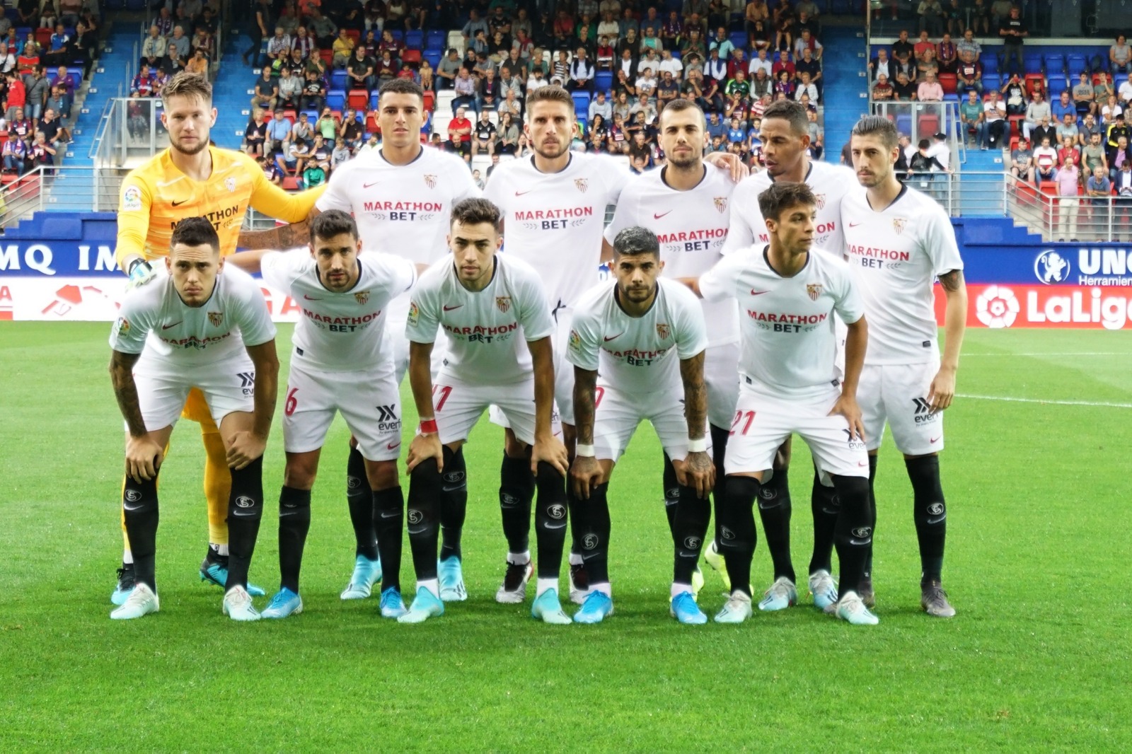 Imagen del Sevilla FC en Ipurúa