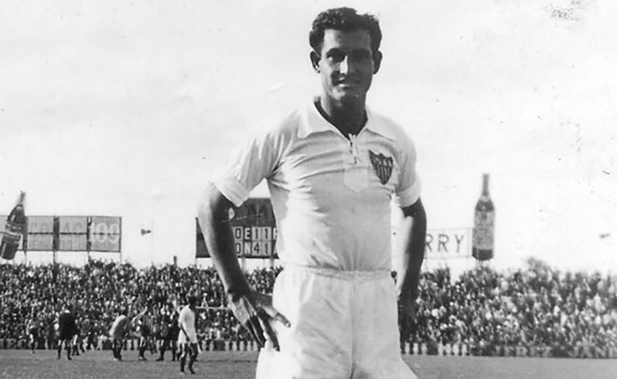 Antonio Valero in the Estadio de Nervión