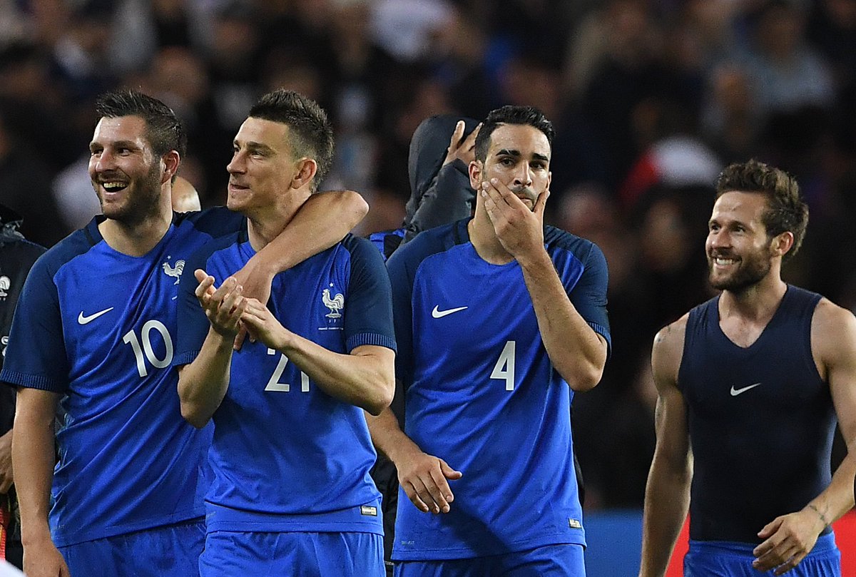 Rami celebra el triunfo con Francia