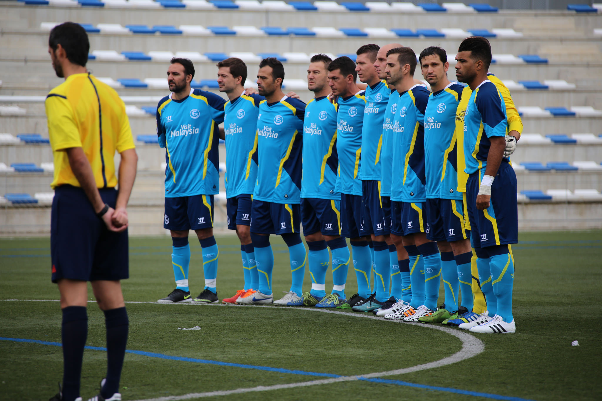 Alineación del Sevilla FC de veteranos en el derbi contra el cáncer 