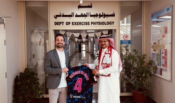 El Sevilla FC visitó instituciones futbolísticas en Arabia Saudí