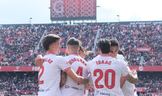 El Sevilla FC celebra un gol