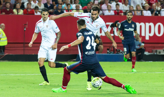 Iborra en el Sevilla-Atlético en la 15-16