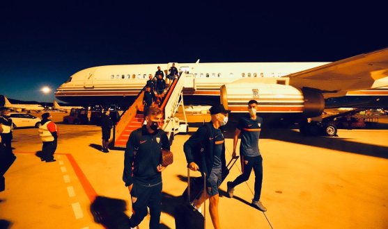 El Sevilla FC, tras el aterrizaje en Barcelona