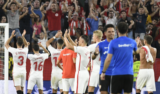 El Sevilla FC saluda a la afición 