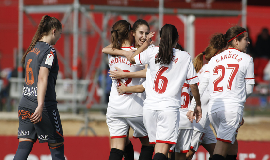 Celebración gol Olga Carmona Sevilla FC femenino