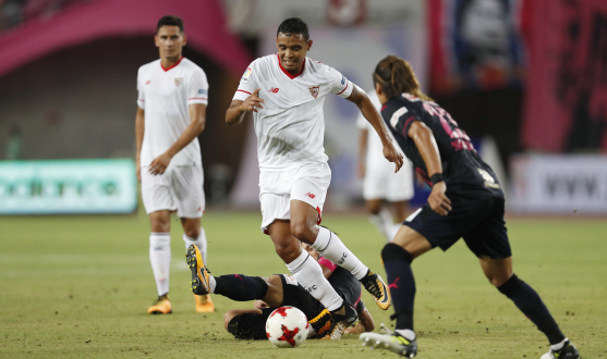Muriel playing for Sevilla FC