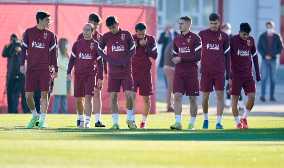Sevilla FC trained with focus of the cup 