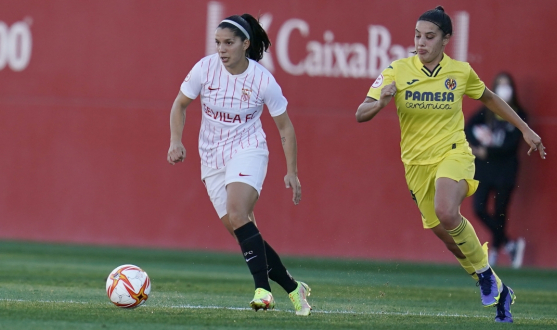 Karen Araya, Sevilla FC y Chile