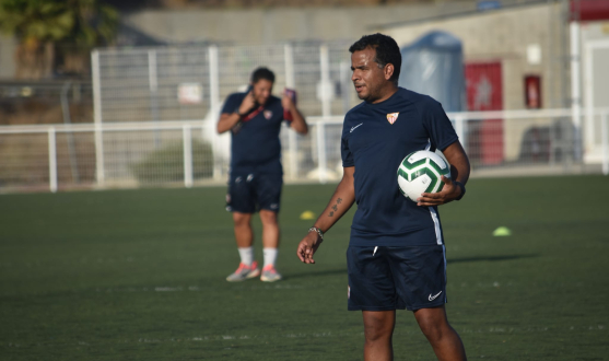 Óscar Olomo, Sevilla FC Femenino