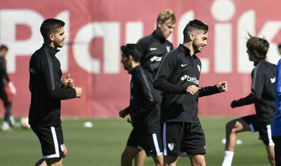 Imagen del entrenamiento del Sevilla FC del 28 de marzo